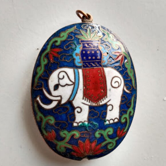 Vintage Cloisonné Enameled Elephant Two-Sided Pendant NO CHAIN SEE DESCRIPTION - Picture 2 of 7